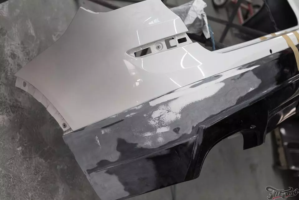BMW X3. Подгонка и установка обвеса. Полная замена цвета кузова из белого в сине-фиолетовый перламутр.